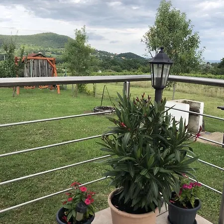 Vadvirag Apartman
